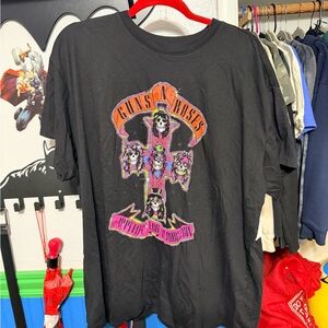 OVERSIZED - please see description and pictures. Torrid Deep Black Graphic Tee